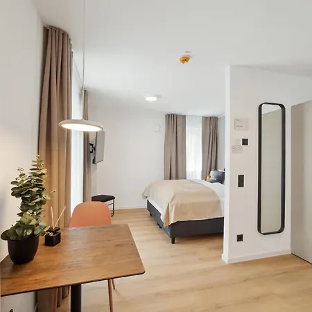Limehome Nuremberg Celtisplatz Zimmer foto